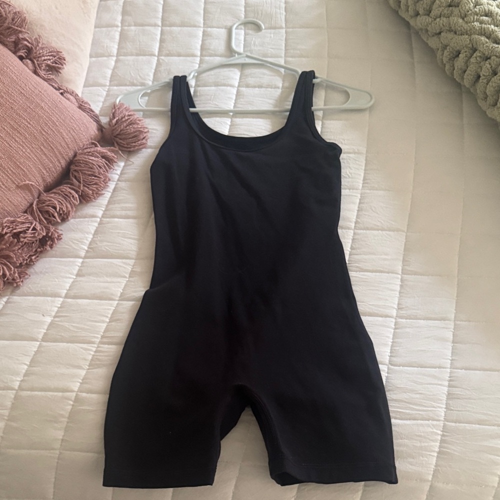 Aritzia TNA romper